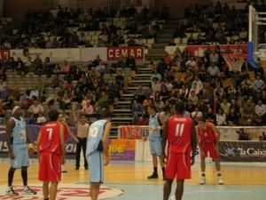 Adecco Oro J.33 (y III): UB La Palma paga caro su frío inicio de partido y cede ante un Breogán que ya es equipo de un Play Off con triple empate por la última plaza. Bruno Fiorotto se hace con el MVP