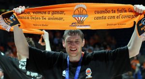 Serhiy Lishchuck jugará dos temporada más en Valencia Basket
