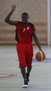 Laurent Gomis (primo de Joseph Gomis) regresa a España superando la veintena de puntos por partido en Basket Quintanar