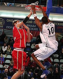 Johnny Taylor ficha por el Etosa para suplir a Britton Johnsen