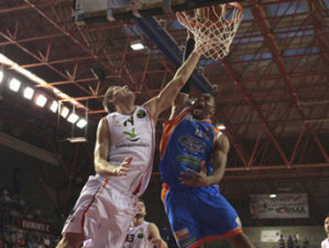 FIBA no permite a Ford Burgos inscribir a Aloysius Anagonye