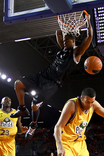 Bizkaia Bilbao Basket – Blancos de Rueda: novena plaza ¿con premio?, despedidas e incógnitas para el futuro