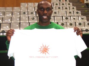 Elmer Bennett vuelve a la ACB de la mano del Cajasol