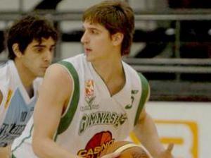 De los Santos ya no es del CB Granada