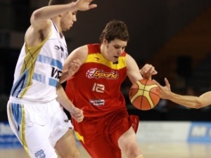 Exclusiva SB; Toni Vicens, un internacional de garantías para el Básquet Mallorca: “Es un sueño poder regresar a casa, voy a darlo todo desde el primer día”