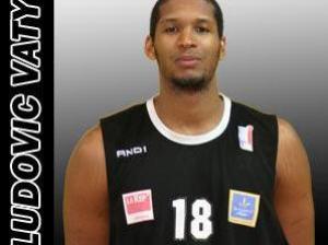 CB Granada: marcha atrás al fichaje de Ludovic Vaty