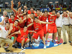 La defensa lleva a Francia hasta el oro en el Eurobasket U20; España, bronce