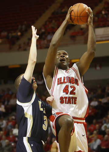 El ala-pívot Dinma Odiakosa se une al UB La Palma