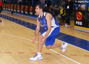 Contratiempo para Regal Barça: Juanma Ruiz se rompe los ligamentos cruzados y estará 6 meses de baja en el filial de la Adecco Plata