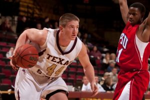 Lan Mobel ISB cierra su plantilla de cara al debut en Plata con la incorporación del alero John Rybak