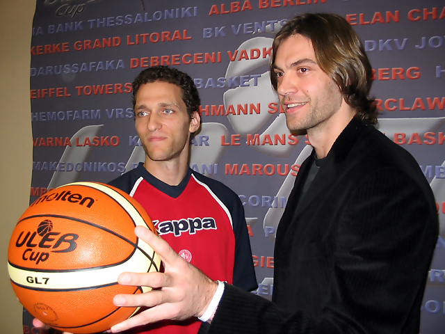 Sistema de competición ULEB y análisis del grupo A, B, C, D y E