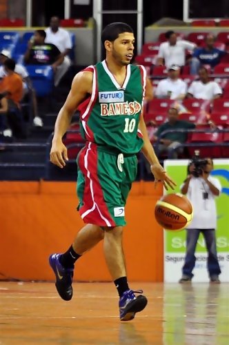 Manny Quezada será el cotonou de Baloncesto León