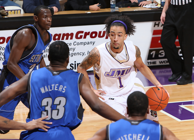 Kyle Swanston, un killer para el perímetro del Clavijo