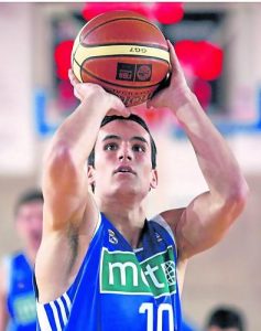 El ex-madridista Miguel Molina se incorpora al nuevo proyecto del Promobys Tíjola a la par que Castillo cae lesionado