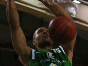 Ronald Clark es el alero que cierra la plantilla de Palencia Baloncesto