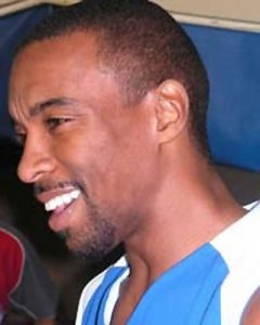 Andre Turner, por el momento, no consigue alzar el vuelo del Melilla