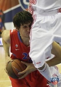 Zoco Europeo: Siena contraataca con DaJuan Summers. Djordjevic ocupará el banquillo de la Benetton. El ex Duke Scheyer, a Maccabi. Nuevos destinos para Ponkrashov, Marjanovic y mucho más