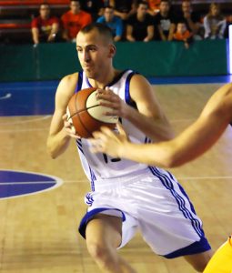 EL- J2 (jueves): El Real Madrid se impone al Unicaja, el CSKA entra en problemas y entre Sofo y Hendrix se meriendan al Zalgiris