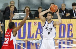 Eurobasket Lituania 2011. Ayuda a Scariolo (III). Elige a los jugadores interiores. Vuelve Pau, Garbo se retira y Fran no quiere ir ¿Ibaka o Mirotic?