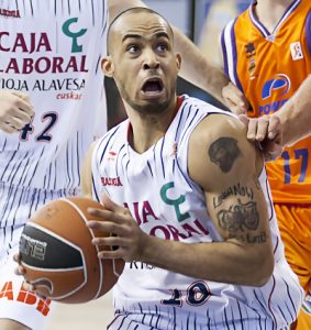Caja Laboral Baskonia rompe con Logan, que recala en Panathinaikos