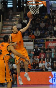 Experiencia y juventud en Fuenlabrada: Laviña renueva; Laso, Vega y Muñoz jugarán en el primer equipo