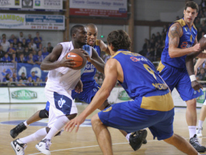 Eurocup (J2): GC 2014 y Estudiantes ganan a Buducnost y Roanne. Derrota casera de Cajasol ante Hapoel. Polémica derrota del Besiktas de Iverson. Tapoutos, MVP. Otro partidazo de Papadopoulos (17+17)