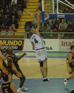 El CB Granada ficha a Nacho Martín