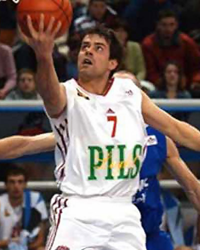 Sasa Stefanovic llega a la ACB con un sonado altercado a sus espaldas