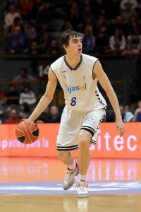 Actualidad-Cajasol: los jóvenes de la cantera completan un equipo que vuelve a mirar hacia Europa