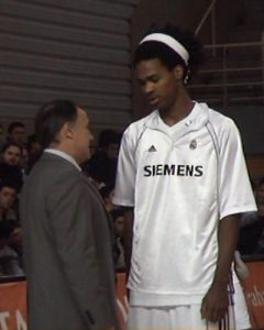 Boza prefiere a Scales antes que Gelabale en la ACB