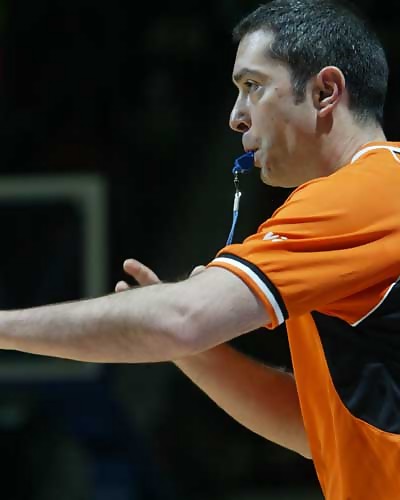 Arteaga, Martín Bertrán y Conde, árbitros mundialistas