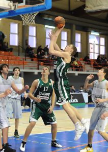 2ª Jornada NIJT Hospitalet 2011: Un sorprendente Manresa se cuela en semis ante el favorito Barça. En la otra, Real Madrid contra un pletórico Zalgiris (incluye vídeos y estadísticas)