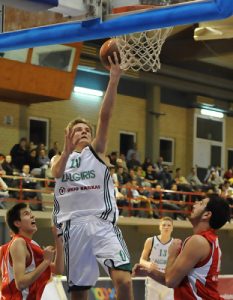 Sub18: Explosiones a menor nivel, con Kariniauskas (’93) y Jankovic (’93) como referencias. Gudaitis (’93), lesionado. Y Turquía, campeona del torneo de Íscar