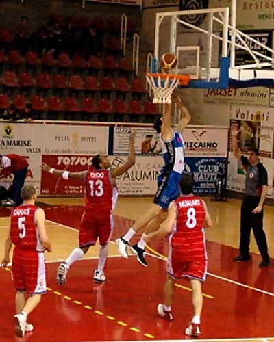 Quique Moraga no seguirá en Sabadell