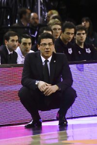 Fotis Katsikaris y Bizkaia Bilbao Basket sellan su unión por 3 temporadas más
