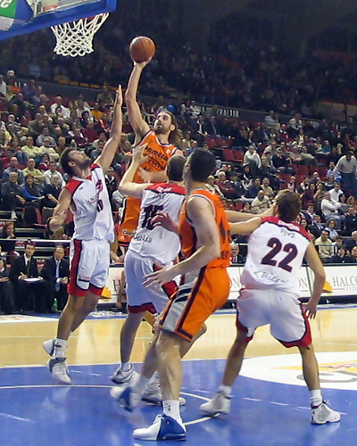 Zoco ACB: compuestos y sin novia en Bilbao, un eritreo para Unicaja, Kammerichs vuelve a Argentina, Bruesa a por Lour Roe y Bojan Popovic y mucho más