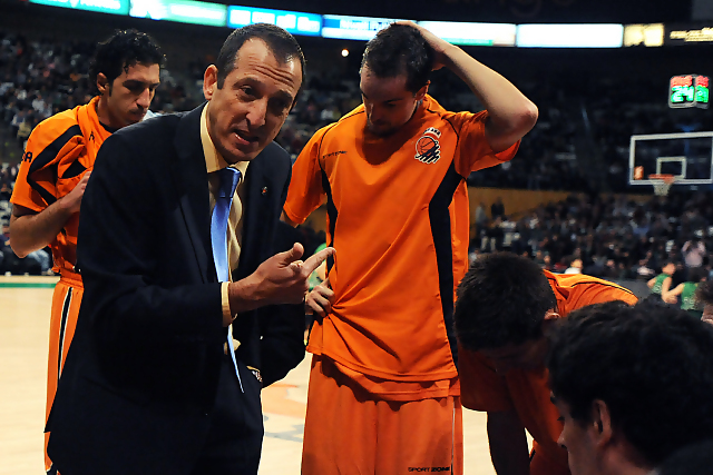 El DKV Joventut elige a Salva Maldonado. Vecina y Clarós no seguirán