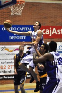 Adecco Plata (Playoff Ascenso): máxima emoción, ADT Tarragona y River Andorra fuerzan el 5º encuentro