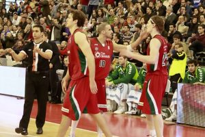 El CB Granada piensa en Sinanovic; Kurz sigue en rebeldía. Meridiano Alicante sondea el mercado; Erdogan out