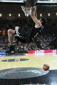 Bizkaia Bilbao Basket cierra la primera vuelta con buenas sensaciones ante un Cajasol de capa caída