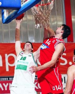 Burgos llega a un acuerdo verbal con Martin Ides