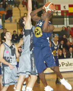 Mercado LEB Bronce: Quini dirigirá a Torrevieja y el ex-LEB Montgomery llega a Esplugues