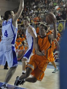 Zoco estival: Kris Valters tiene un acuerdo con Unicaja y Maxi Stanic volverá a Argentina