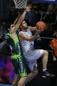 La Jornada ACB en Solobasket: Power Electronics se une a la élite. Mirotic ya decide. Nueva exhibición de Fernando San Emeterio, patrono protector de Caja Laboral