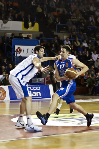 Albano Martínez renueva en Ford Burgos