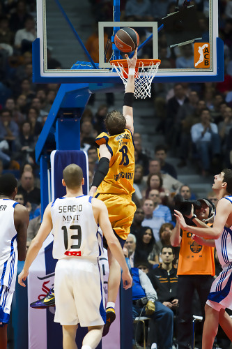 C.J. Wallace refuerza el lujoso Barça Regal