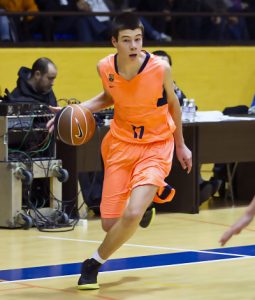 Torneo Infantil Sant Adrià: Preciosa final entre Regal FC Barcelona y Asefa Estudiantes (103-93). Real Madrid, tercero tras batir al DKV Joventut de Albert Real
