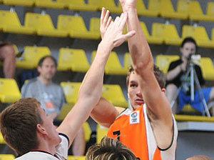 Dos nuevas fichas para U.B. La Palma de Carlos Frade: Ewoud Kloos y Walter Samuel Tavares da Veiga