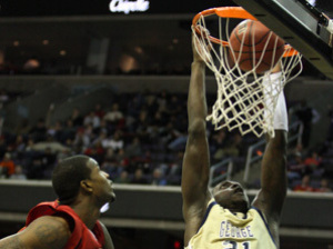 Hermann Opoku refuerza a ADT Tarragona