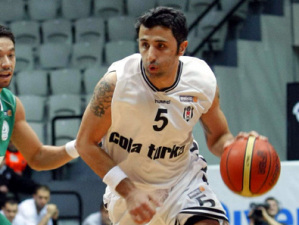 ¡Ligas Ext: Fenerbahce, más líder con un gran Preldzic; desastroso R.Davis en Francia; Juampi de nuevo el mejor en Argentina; Ensminger hace historia en Alemania y problemas de corazón para Smodis!